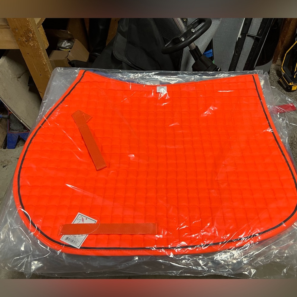 Hunters orange PRI all purpose English jumping saddle pad